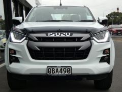 Photo of the vehicle Isuzu D-Max