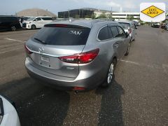 Photo of the vehicle Mazda Atenza