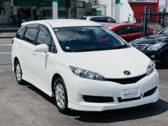 Photo of the vehicle Toyota Wish