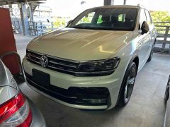 Photo of the vehicle Volkswagen Tiguan