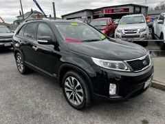 Photo of the vehicle Kia Sorento