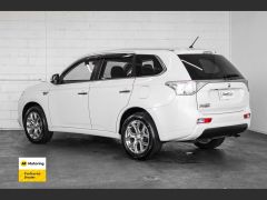 Photo of the vehicle Mitsubishi Outlander