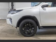 Photo of the vehicle Toyota Fortuner