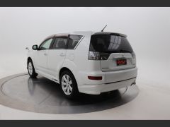 Photo of the vehicle Mitsubishi Outlander