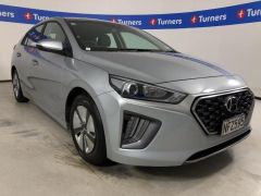 Photo of the vehicle Hyundai IONIQ