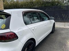 Photo of the vehicle Volkswagen Golf GTI