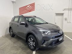 Photo of the vehicle Toyota RAV4