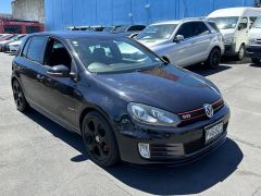 Photo of the vehicle Volkswagen Golf