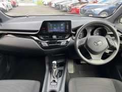 Photo of the vehicle Toyota C-HR