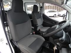 Photo of the vehicle Nissan NV200