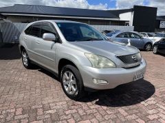 Photo of the vehicle Toyota Harrier