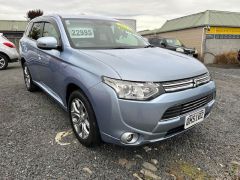 Photo of the vehicle Mitsubishi Outlander