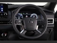 Photo of the vehicle Mitsubishi Outlander