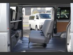 Photo of the vehicle Toyota HiAce