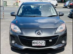 Photo of the vehicle Mazda 