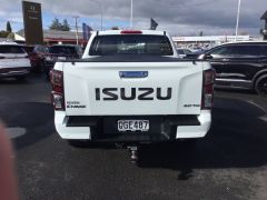 Photo of the vehicle Isuzu D-Max