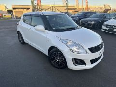 Photo of the vehicle Suzuki Swift