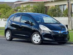 Photo of the vehicle Honda Fit