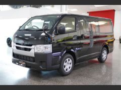 Photo of the vehicle Toyota HiAce