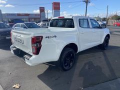 Photo of the vehicle Isuzu D-Max