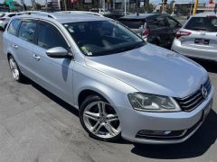 Photo of the vehicle Volkswagen Passat