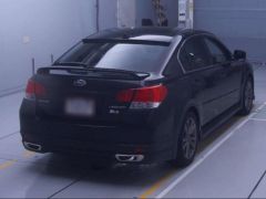 Photo of the vehicle Subaru Legacy