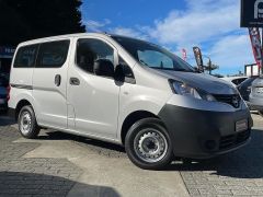 Photo of the vehicle Nissan NV200