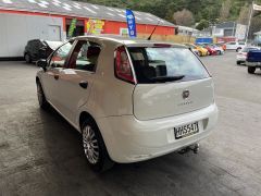 Photo of the vehicle Fiat Punto