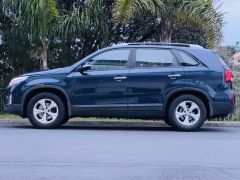 Photo of the vehicle Kia Sorento