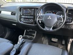 Photo of the vehicle Mitsubishi Outlander