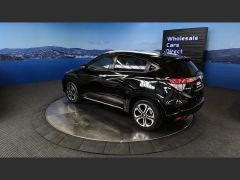 Photo of the vehicle Honda Vezel