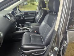 Photo of the vehicle Nissan Pathfinder