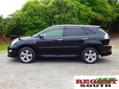 Photo of the vehicle Toyota Harrier