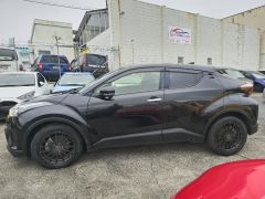 Photo of the vehicle Toyota C-HR