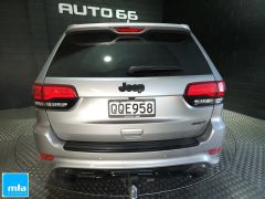 Photo of the vehicle Jeep Grand Cherokee