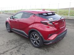 Photo of the vehicle Toyota C-HR