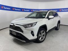 Photo of the vehicle Toyota RAV4