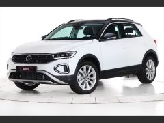 Photo of the vehicle Volkswagen T-Roc