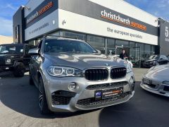 Photo of the vehicle BMW X5