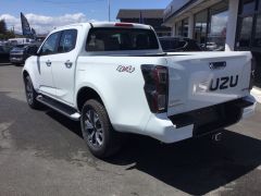 Photo of the vehicle Isuzu D-Max