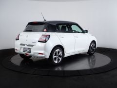 Photo of the vehicle Suzuki Swift