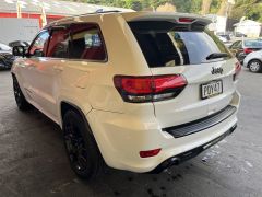 Photo of the vehicle Jeep Grand Cherokee