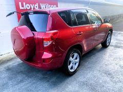 Photo of the vehicle Toyota RAV4