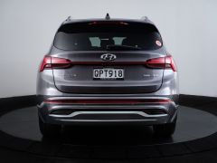 Photo of the vehicle Hyundai Santa Fe