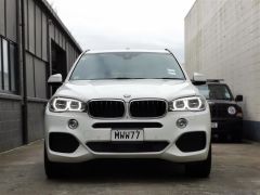 Photo of the vehicle BMW X5