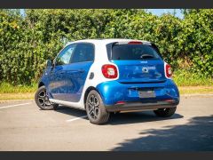 Photo of the vehicle Smart Forfour