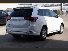 Photo of the vehicle Mitsubishi Outlander