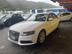 Photo of the vehicle Audi A4