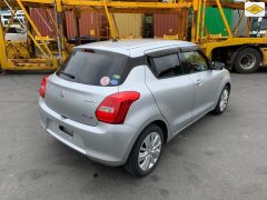 Photo of the vehicle Suzuki Swift