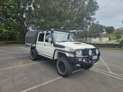 Photo of the vehicle Toyota Land Cruiser